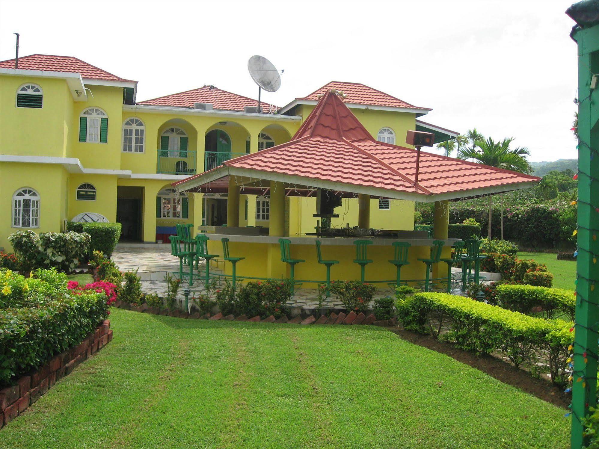Villa Sonate Runaway Bay Luaran gambar